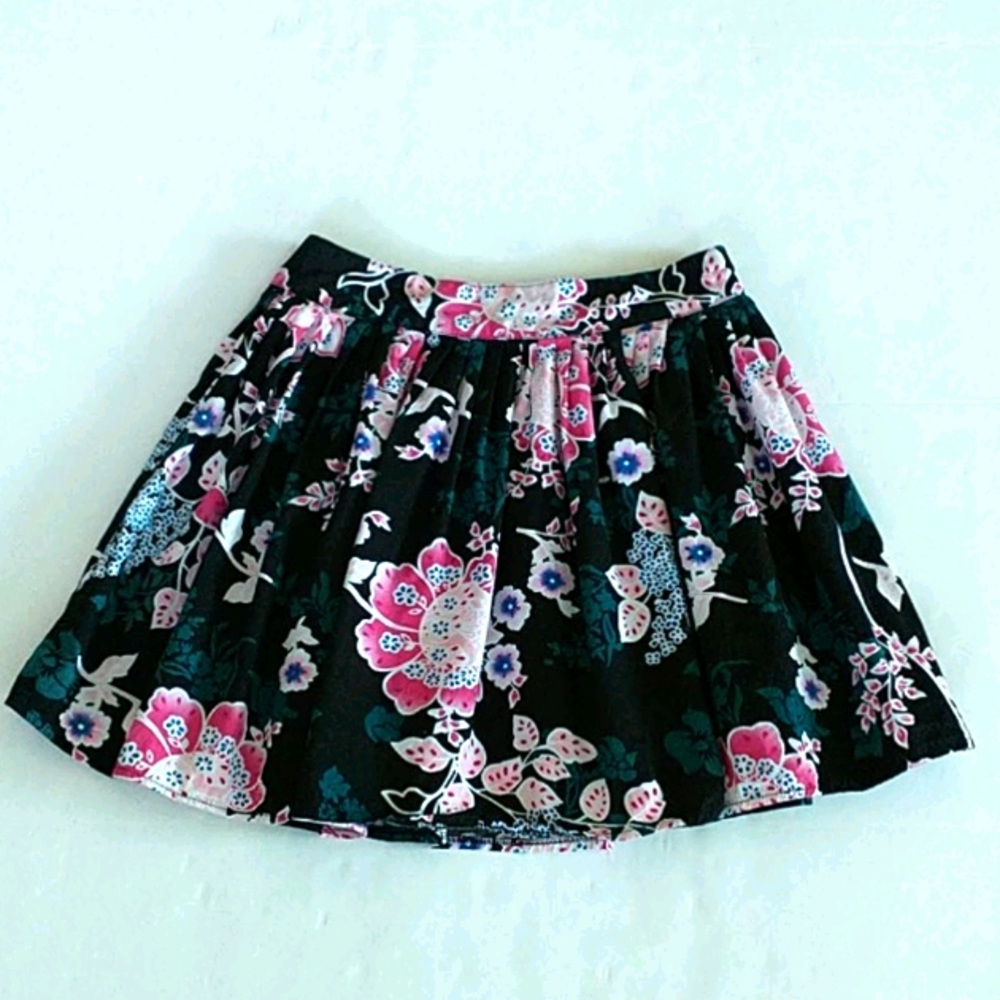 Wet Seal Floral Skirt Size XS